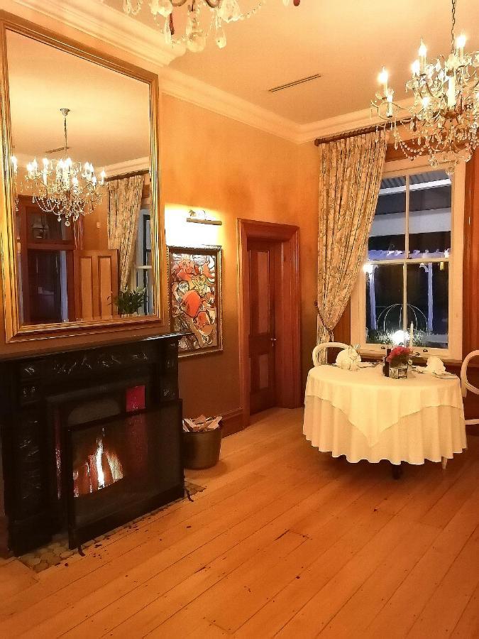 猎鹰视角庄园酒店 克尼斯纳 外观 照片